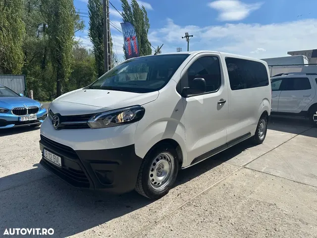 TOYOTA PROACE