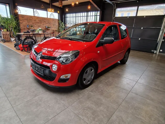 RENAULT TWINGO