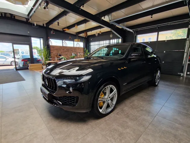 MASERATI LEVANTE