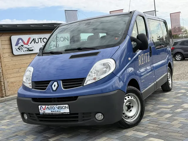 RENAULT TRAFIC