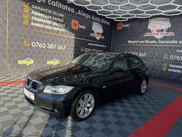 BMW 3 SERIES