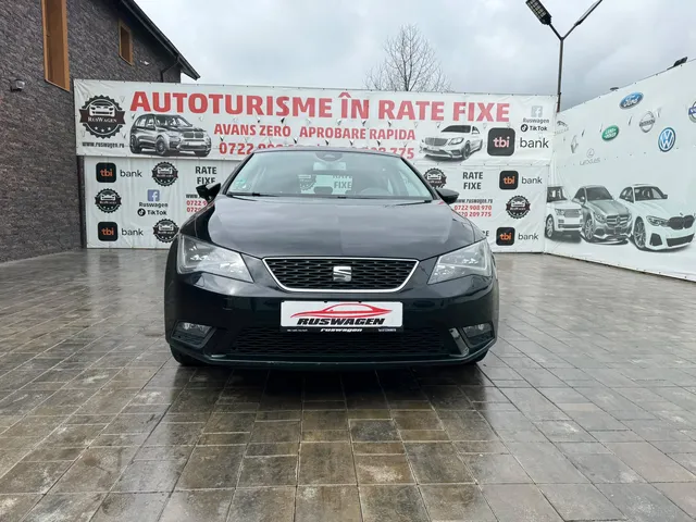SEAT LEON