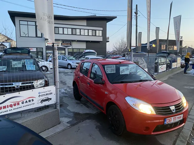 DACIA SANDERO