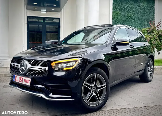 MERCEDES-BENZ GLC