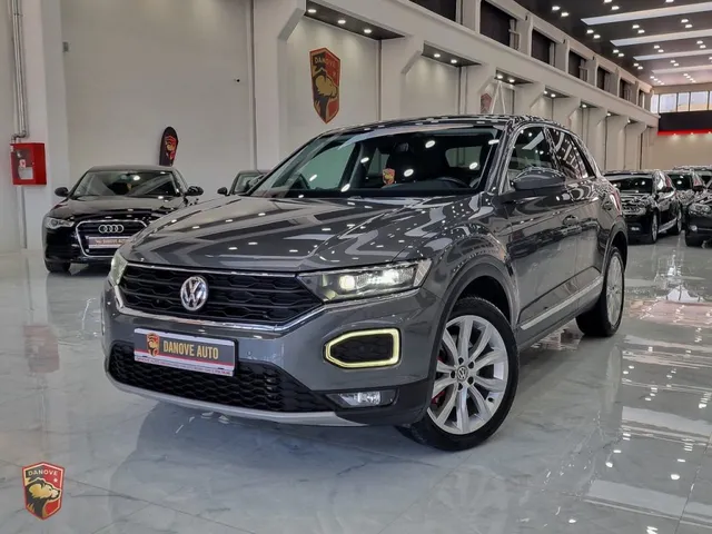 VOLKSWAGEN T-ROC