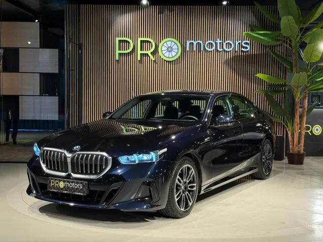 BMW 5 SERIES