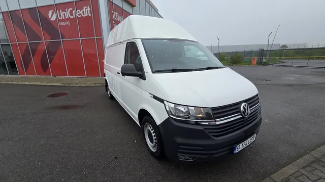 VOLKSWAGEN TRANSPORTER