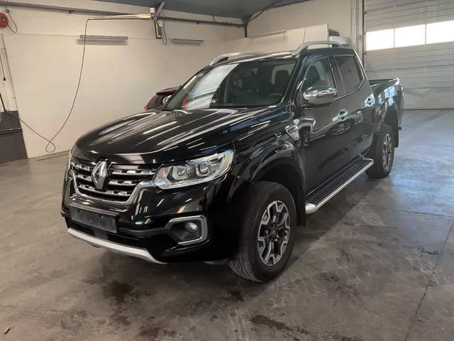 RENAULT ALASKAN