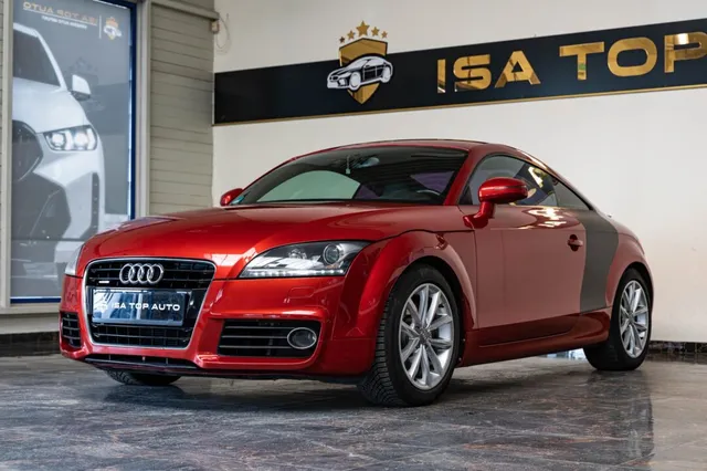 AUDI TT