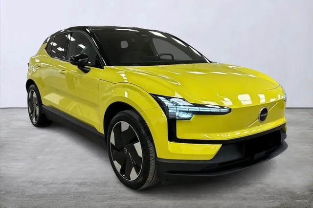 VOLVO EX30