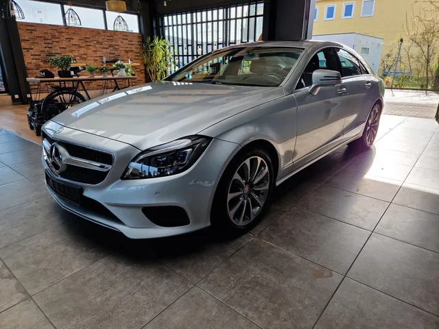 MERCEDES-BENZ CLS