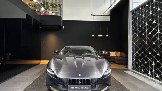 FERRARI ROMA