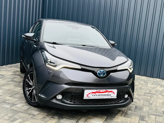 TOYOTA C-HR