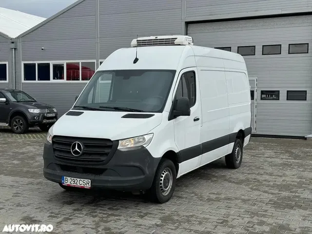 MERCEDES-BENZ SPRINTER
