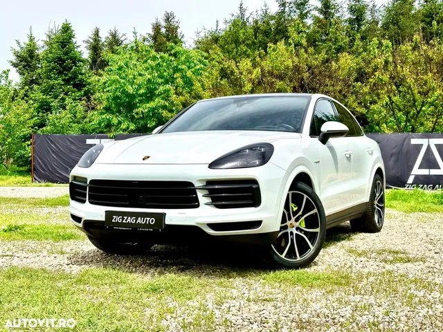PORSCHE CAYENNE COUPE