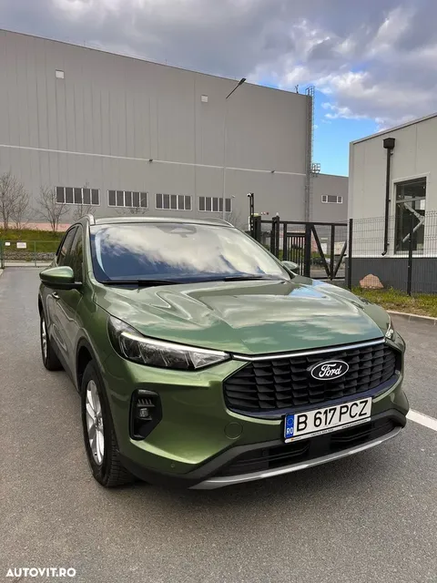FORD KUGA