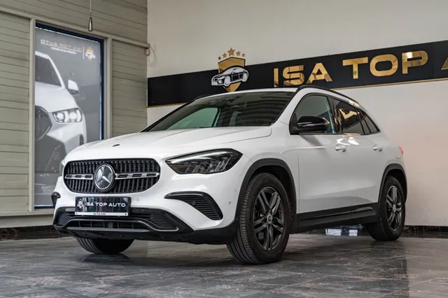 MERCEDES-BENZ GLA