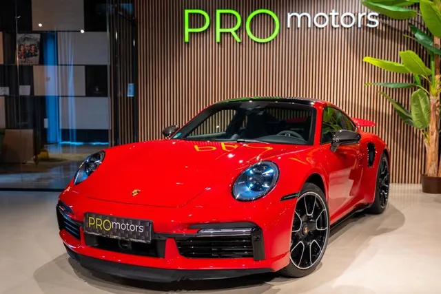 PORSCHE 911 TURBO