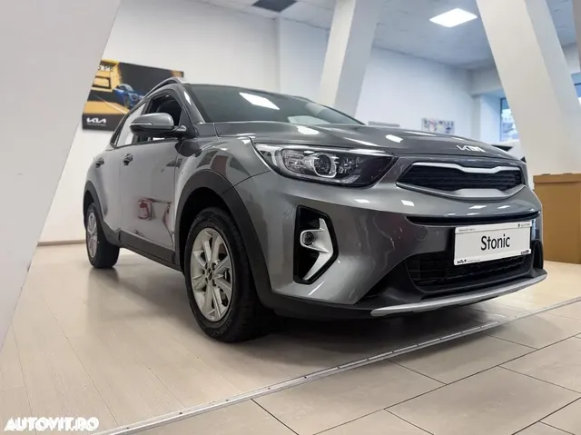 KIA STONIC