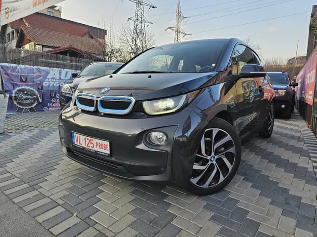 BMW I3