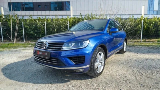 VOLKSWAGEN TOUAREG