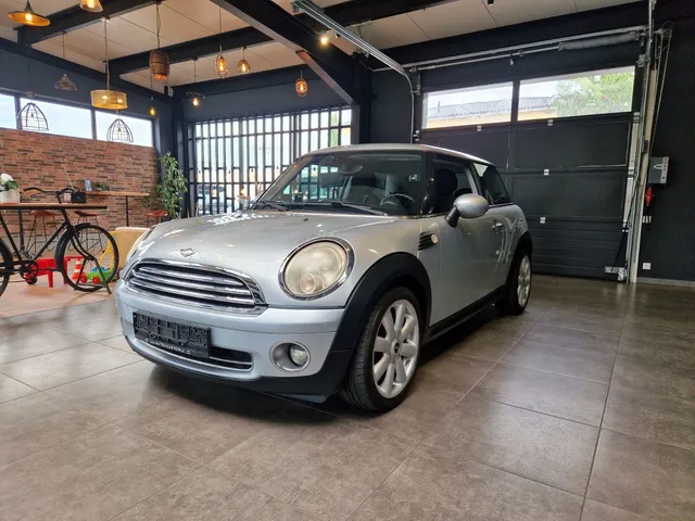 MINI COOPER
