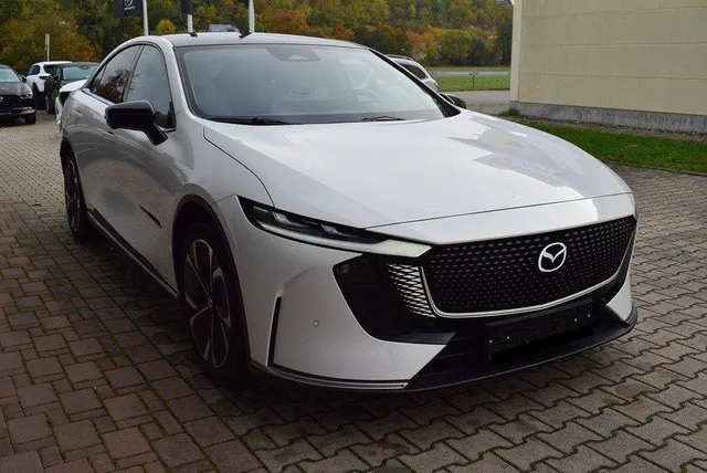 MAZDA MAZDA6
