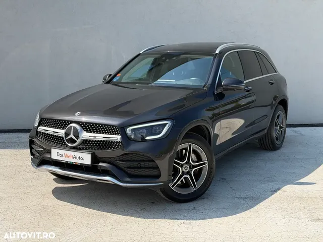 MERCEDES-BENZ GLC