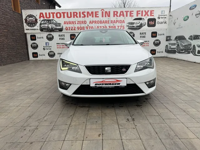 SEAT LEON