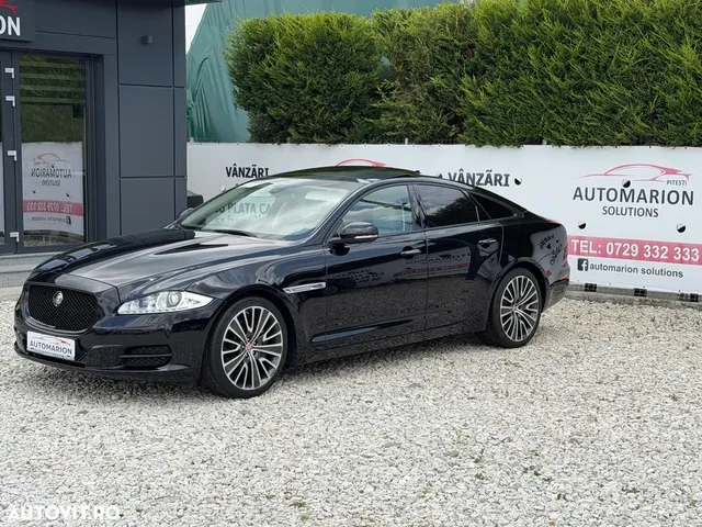 JAGUAR XJ