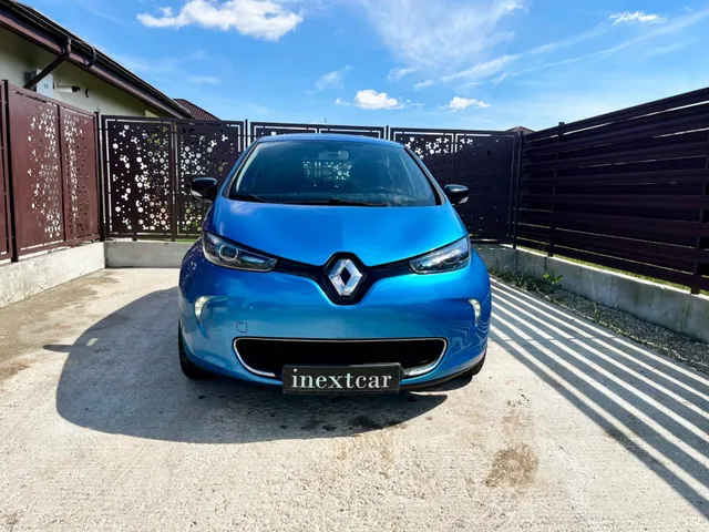 RENAULT ZOE