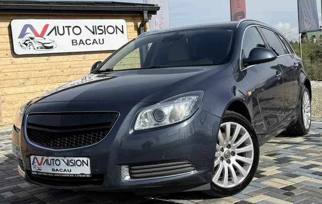 OPEL INSIGNIA