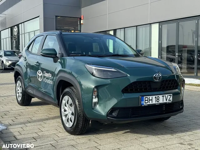 TOYOTA YARIS CROSS