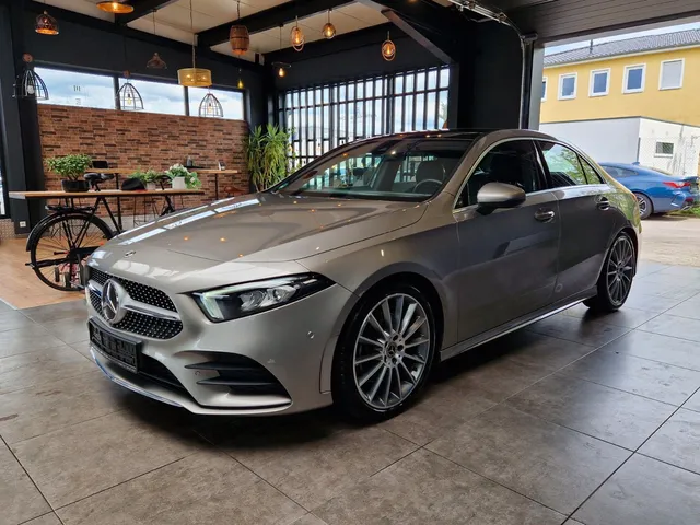 MERCEDES-BENZ A CLASS