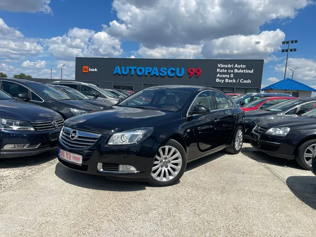 OPEL INSIGNIA