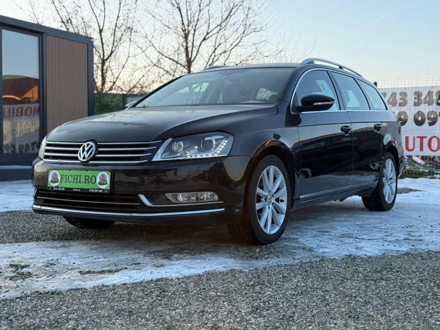 VOLKSWAGEN PASSAT