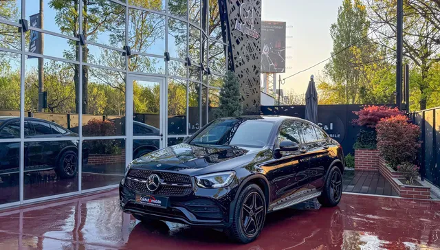 MERCEDES-BENZ GLC