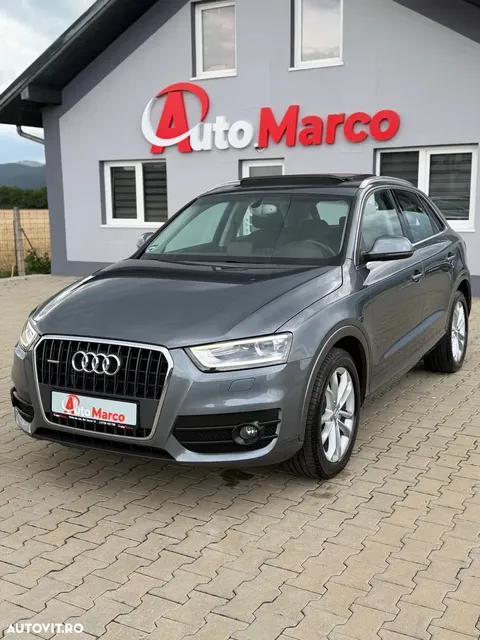 AUDI Q3