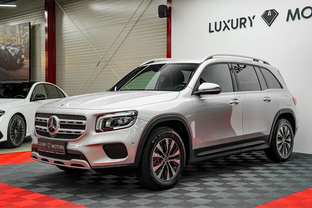 MERCEDES-BENZ GLB