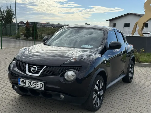 NISSAN JUKE