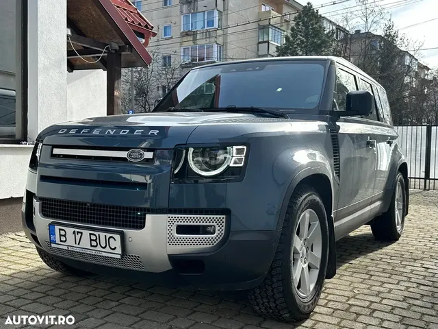 LAND ROVER DEFENDER
