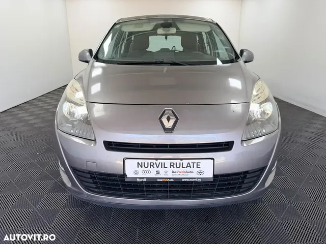 RENAULT SCENIC