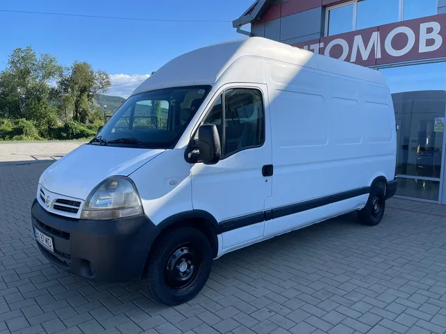 NISSAN INTERSTAR