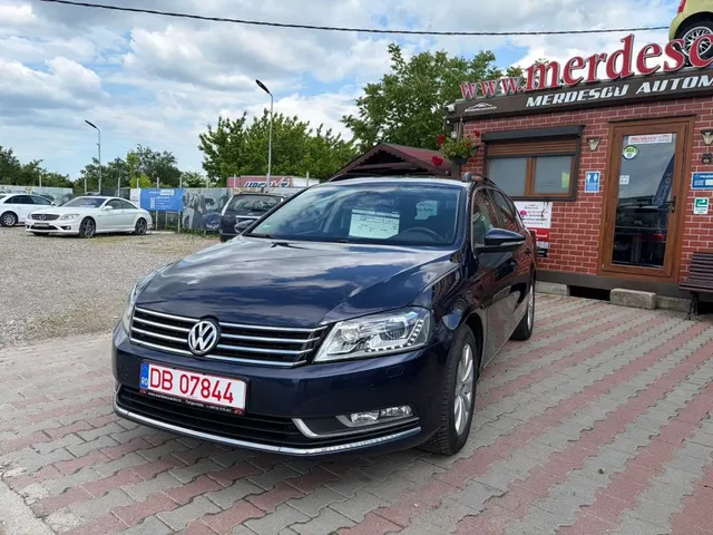 VOLKSWAGEN PASSAT
