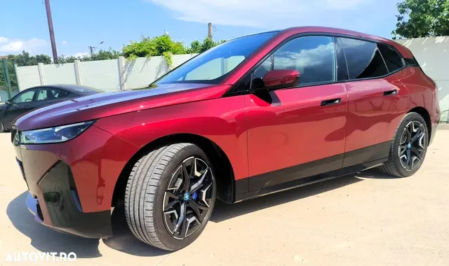 BMW IX
