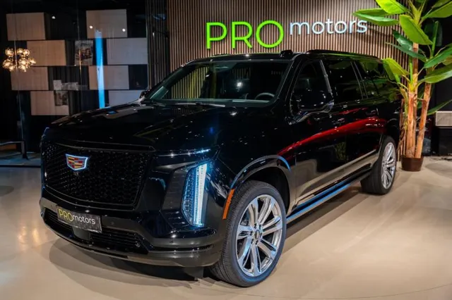 CADILLAC ESCALADE