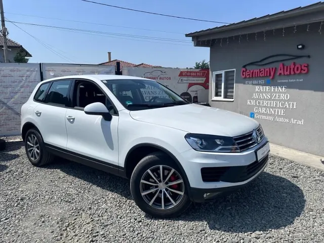 VOLKSWAGEN TOUAREG