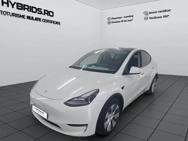 TESLA MODEL Y