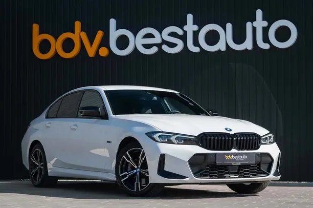 BMW 330E