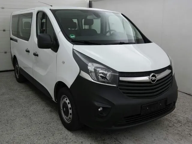OPEL VIVARO